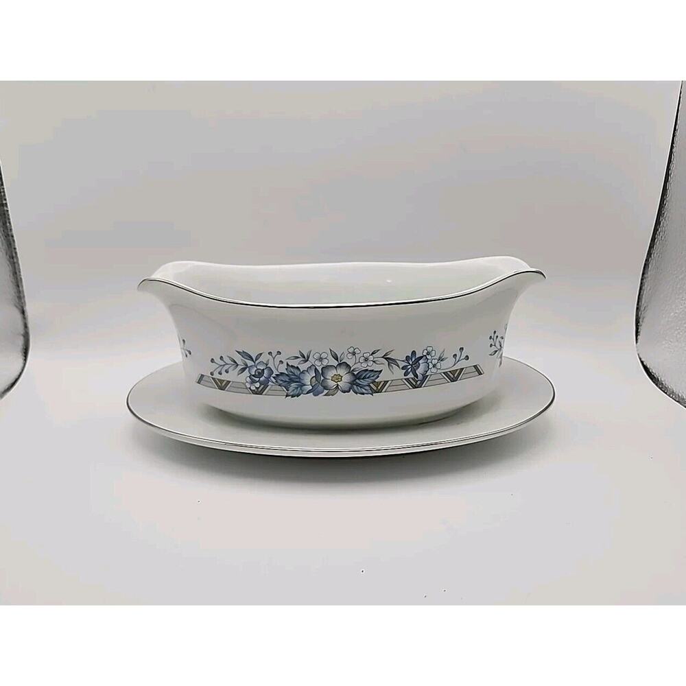 Vtg Seizan Blue Ridge Oval Gravy Boat/Sauce Bowl with Underplate, 9" Porcelain